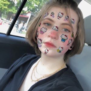 Meet your Posher, Kaitlin